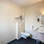 Apartment F2 Climatise Avec Terrasse, Proche Thermes, Parking Prive, Animaux Acceptes - Fr-1-451-163