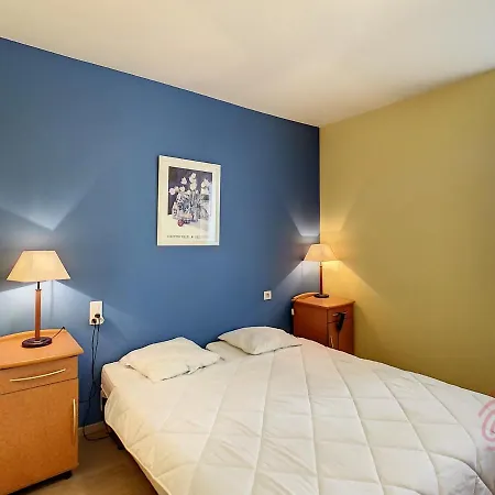 F2 Climatise Avec Terrasse, Proche Thermes, Parking Prive, Animaux Acceptes - Fr-1-451-163 *